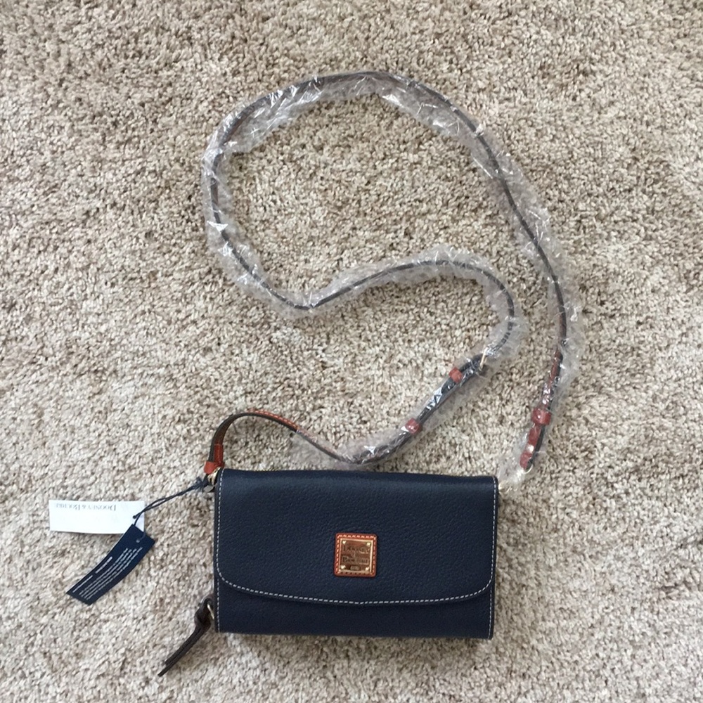 Dooney & Bourke cross body